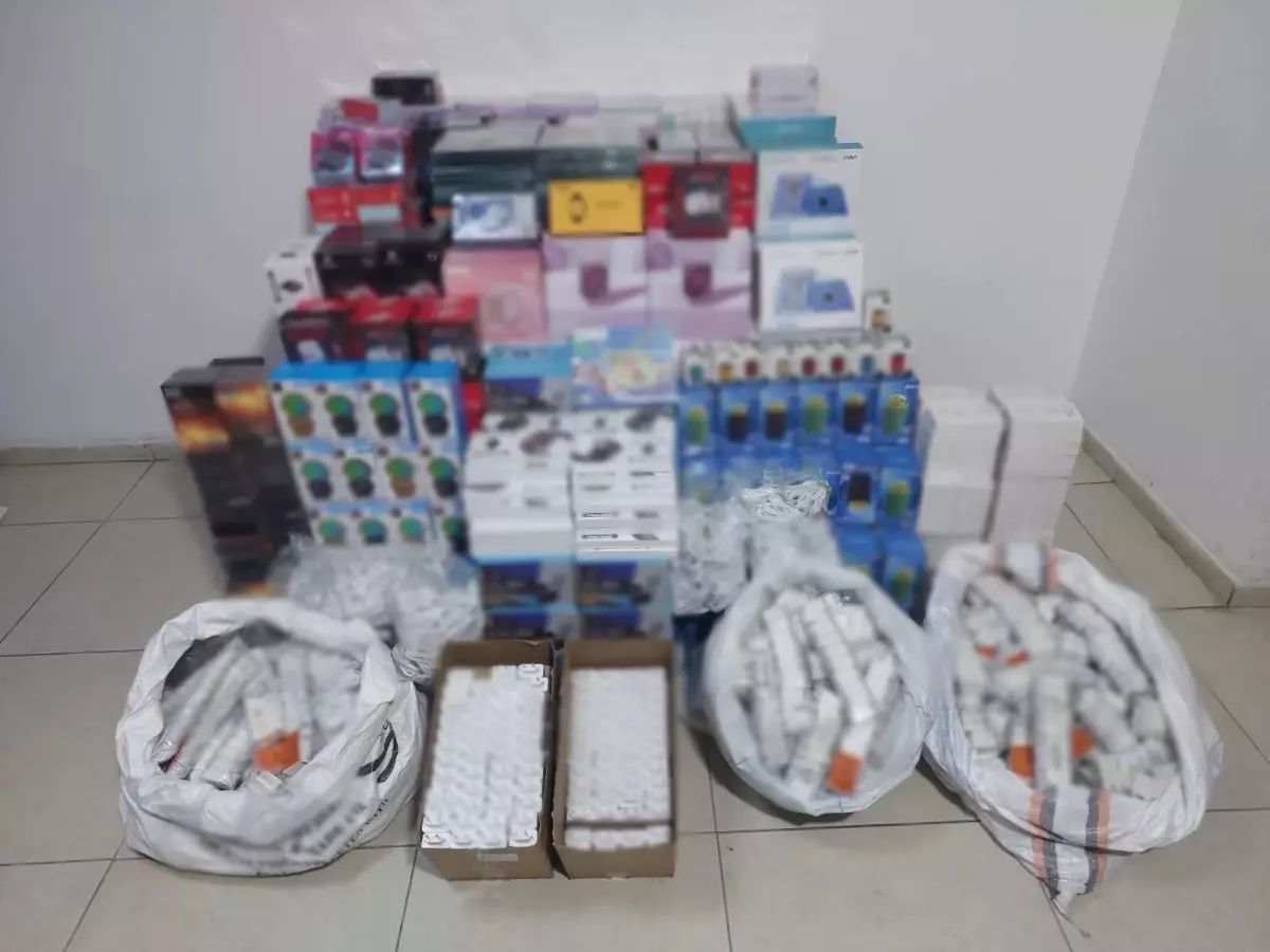 Gaziantep'te 1 Milyon 350 Bin TL Değerinde Kaçak Elektronik Eşya Operasyonu
