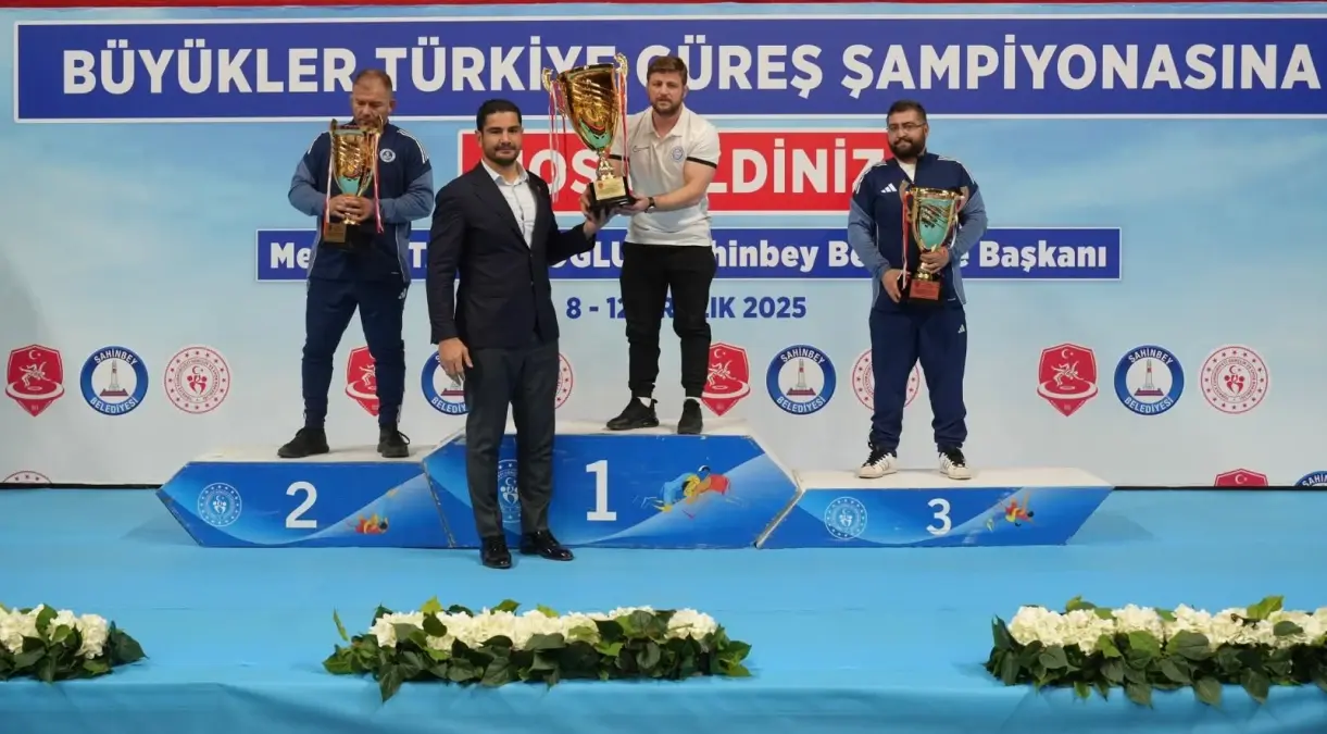 Gaziantep'te Büyükler Serbest Güreş Türkiye Şampiyonası Final Müsabakaları Tamamlandı