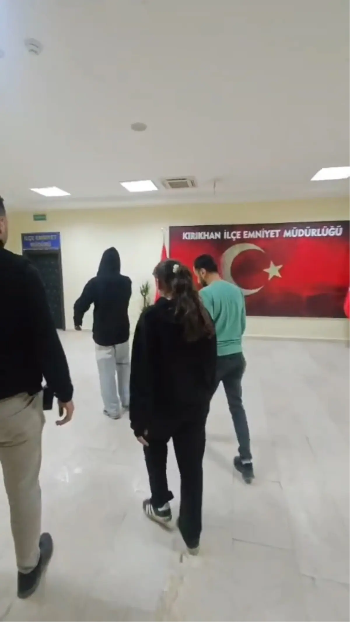 Gaziantep'te Kaybolan 13 Yaşındaki Eye Hatay'da Sağ Salim Bulundu