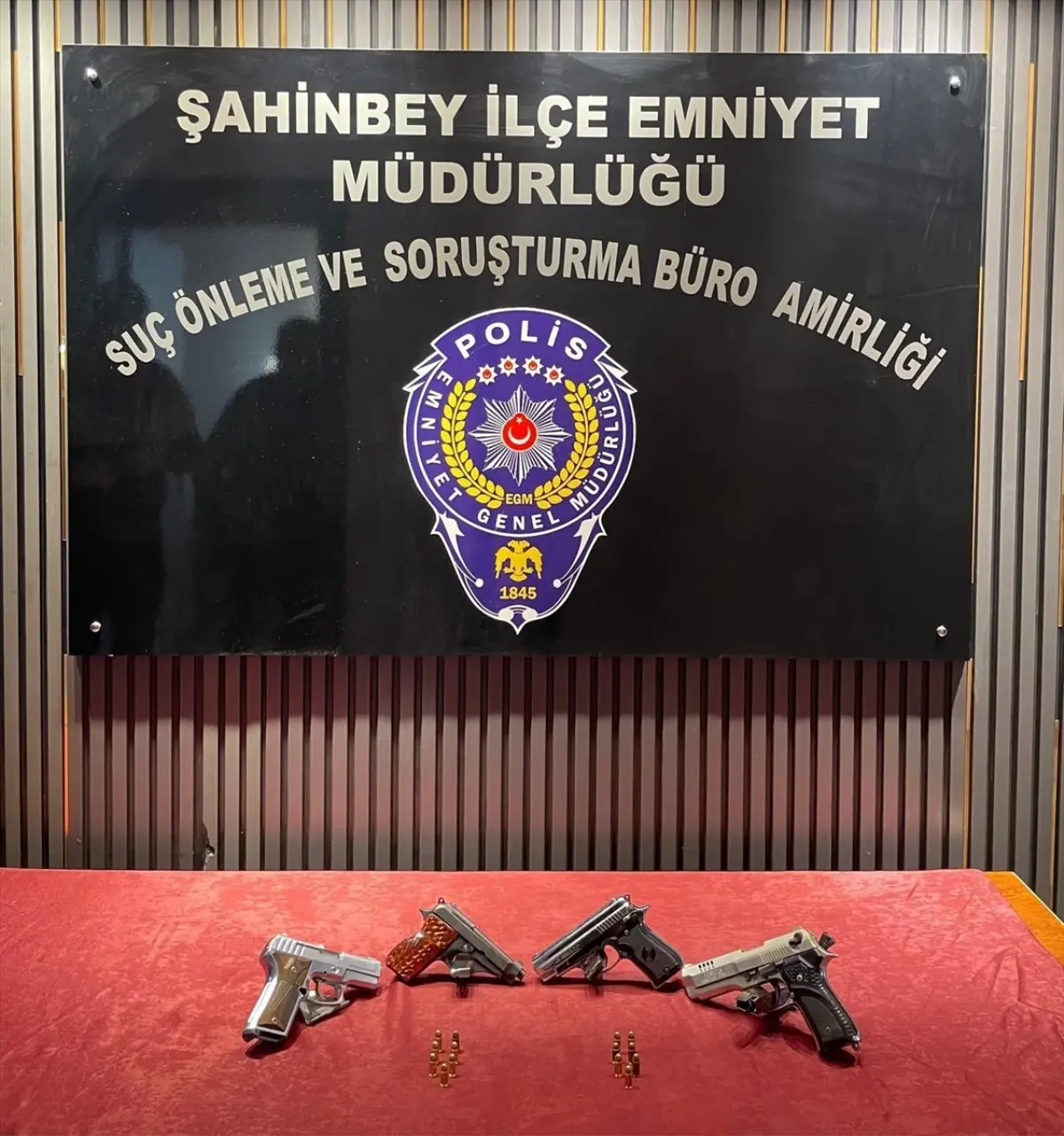 Gaziantep'te Silah Kaçakçılığı Operasyonu: 2 Kişi Gözaltında