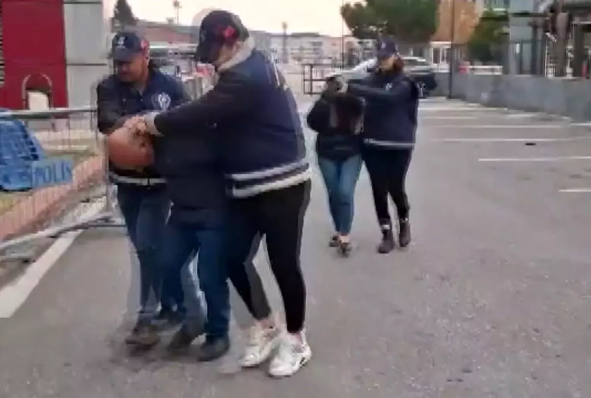 Gaziantep'te Yardıma Muhtaç Kadınları Hedef Alan Dolandırıcılık Olayında 1 Tutuklama