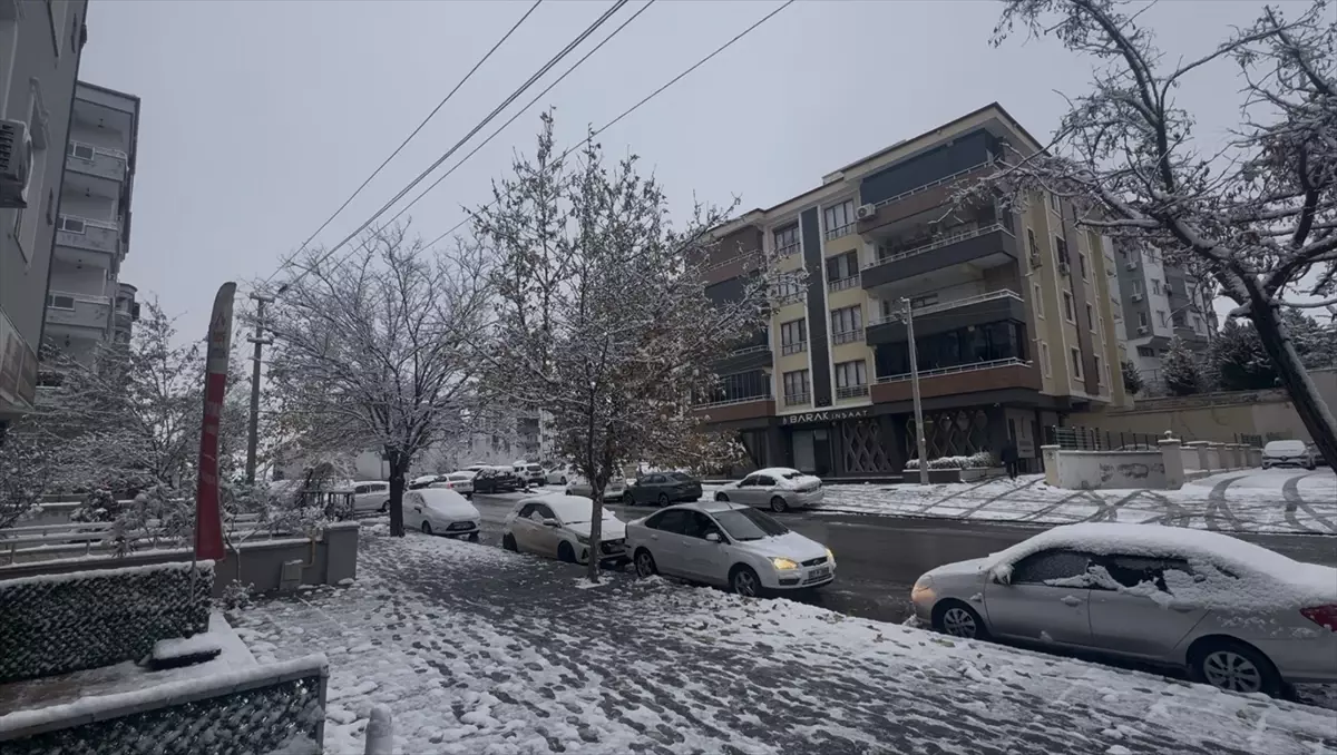 Gaziantep'te Yoğun Kar Yağışı Hayatı Olumsuz Etkiledi