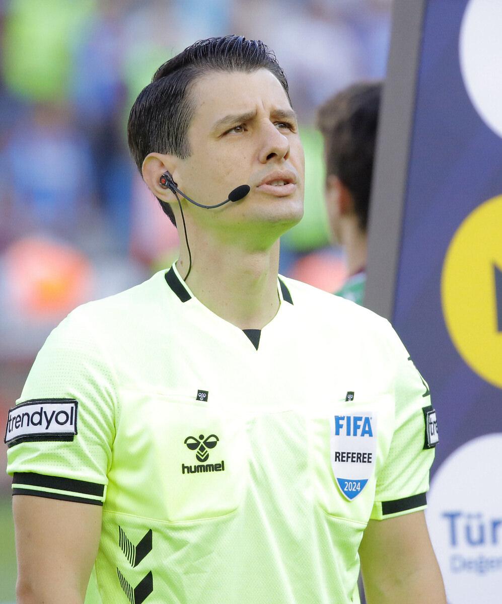 Halil Umut Meler'den Beşiktaş ve Yabancı VAR Hakemleri Hakkında Çarpıcı Açıklamalar