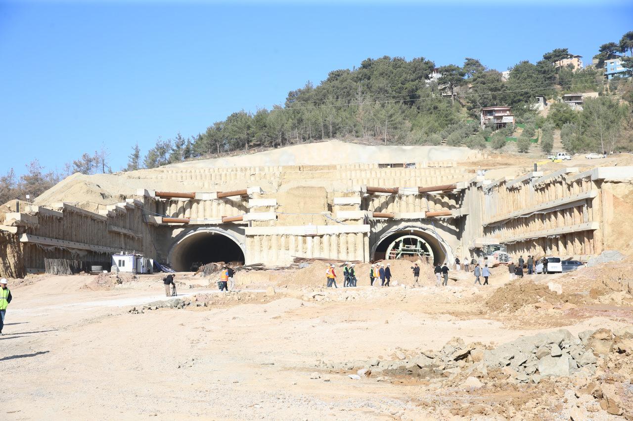 Hatay'da Önemli Bir Adım: İskenderun-Topboğazı Otoyol Projesi Tünellerde Son Aşamaya Gelindi