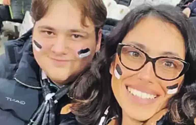 Kaya Çilingiroğlu Oğluyla Sevgilisini Tanıştırdı Beşiktaş Maçında