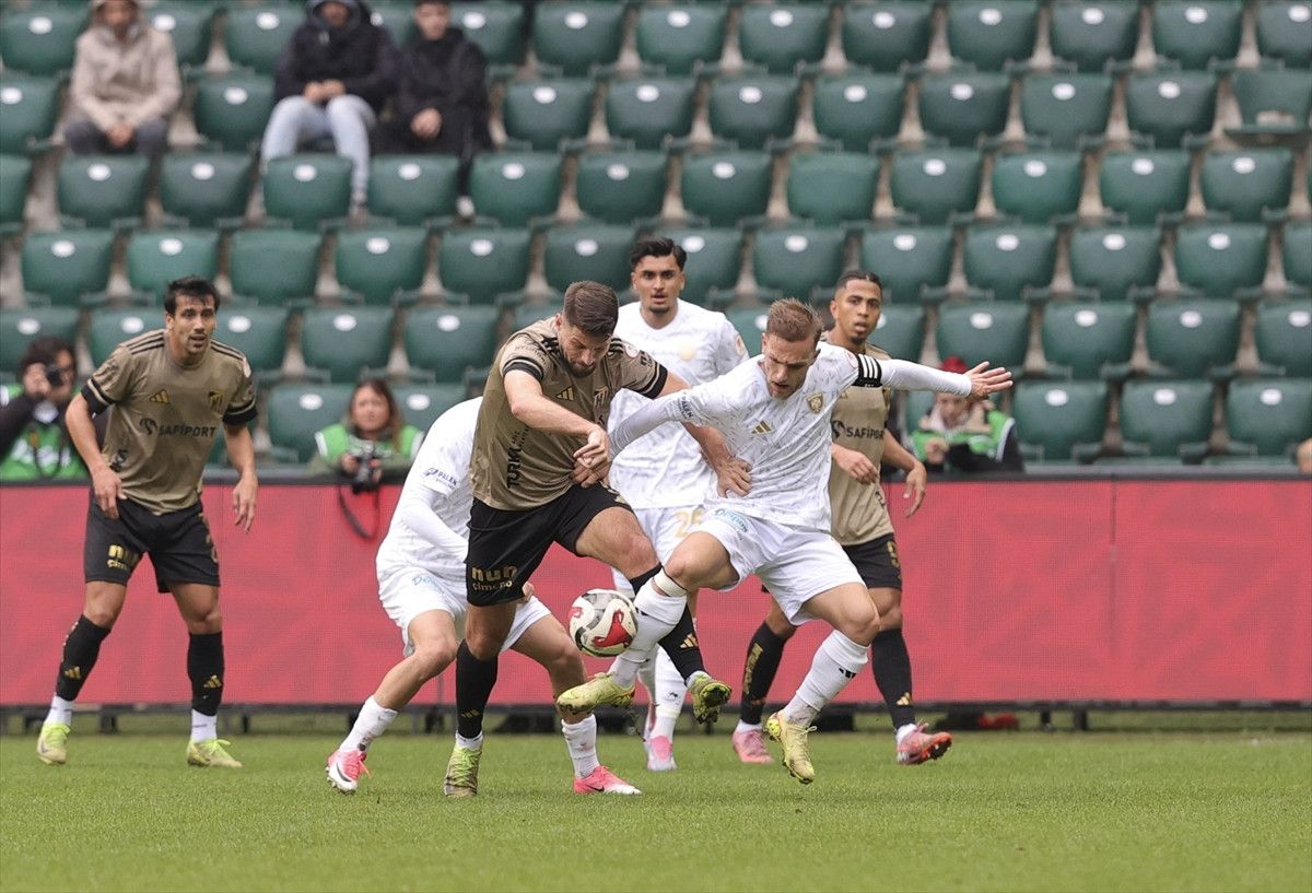 Kocaelispor, Erzurumspor FK'ya 3 attı