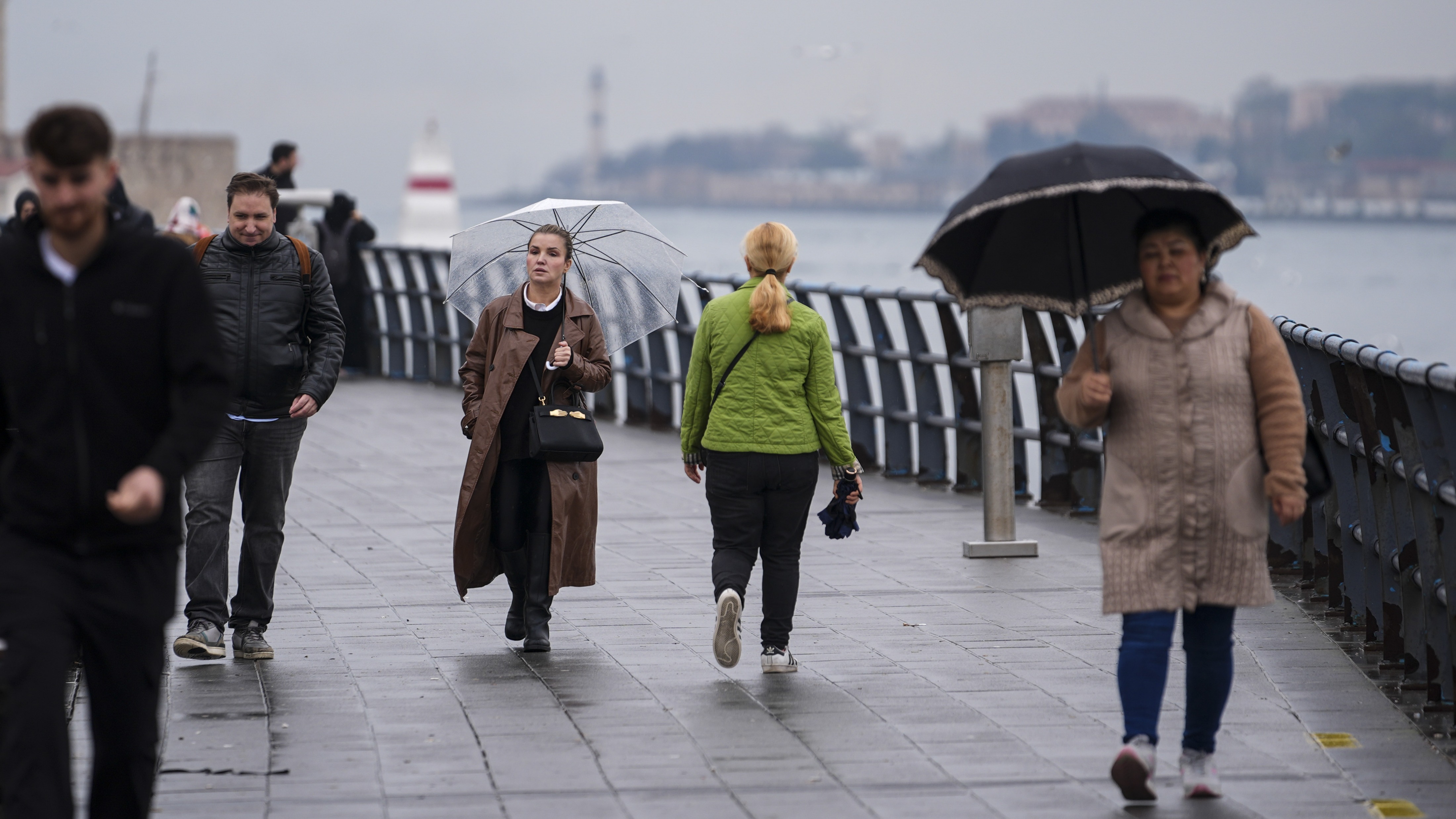 Meteorolojiden Marmara ve Akdeniz İçin Kritik Sarı Kodlu Yağış Uyarısı
