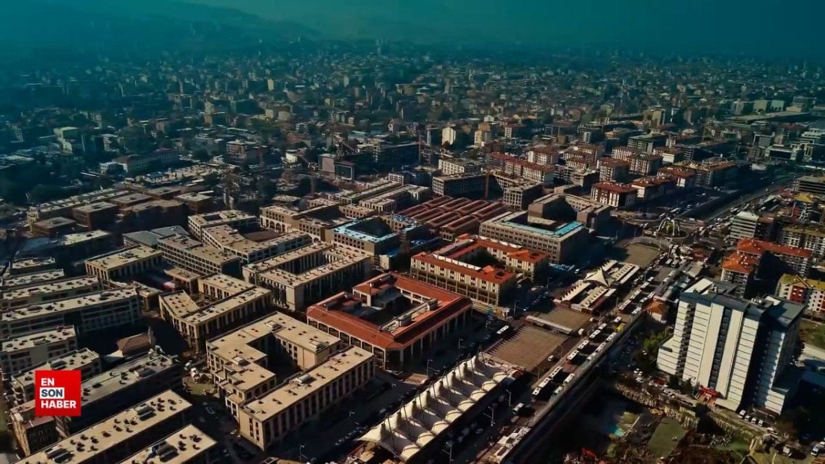 Murat Kurum paylaştı: Cumartesi günü asrın inşasının sembol şehri Hatay’dayız