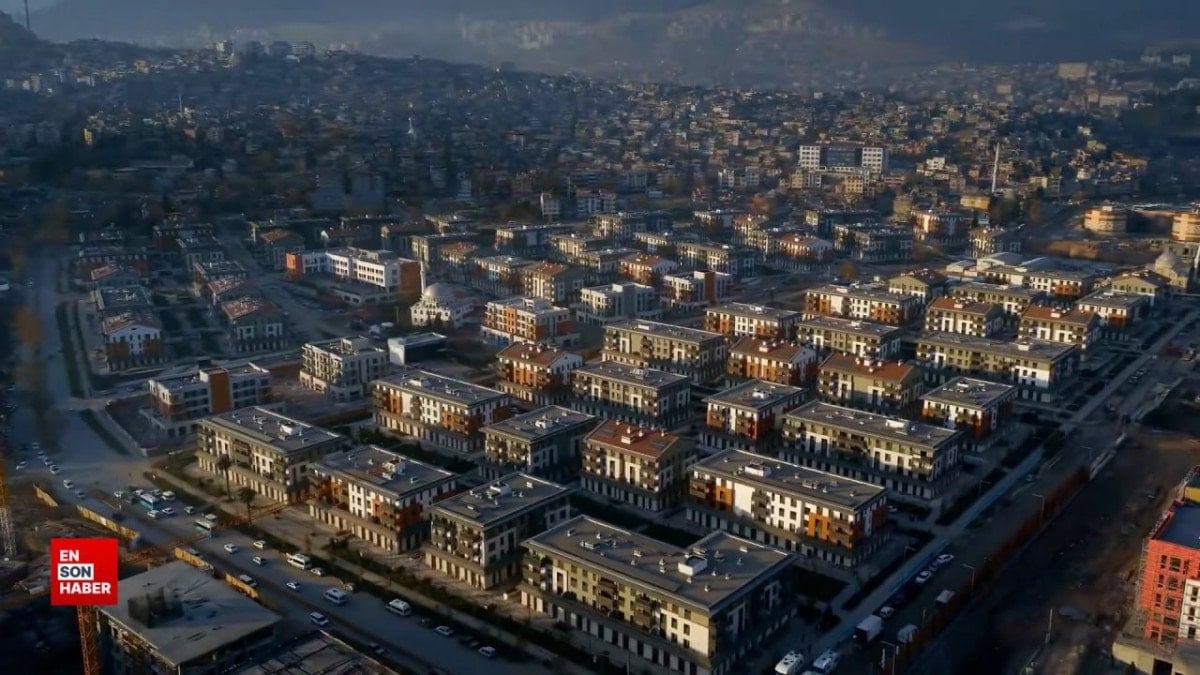 Murat Kurum paylaştı: Cumartesi günü asrın inşasının sembol şehri Hatay’dayız