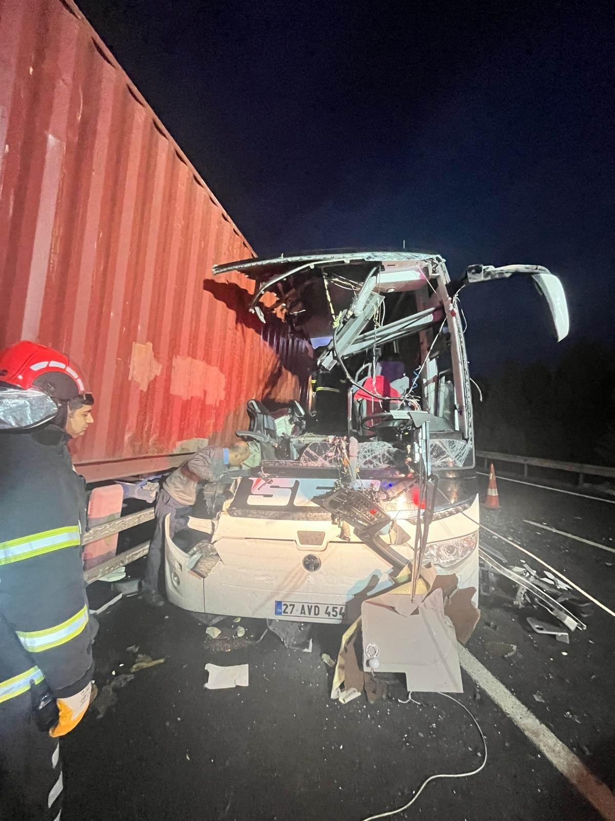 Osmaniye’de Feci Otobüs Kazası: 7 Ölü ve 10 Yaralı