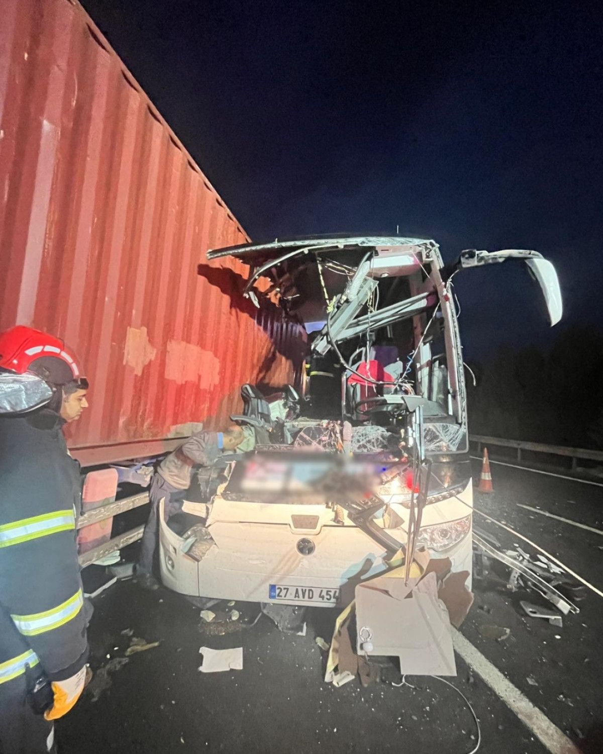 Osmaniye’de korkunç yolcu otobüsü kazası: 7 ölü, 10 yaralı