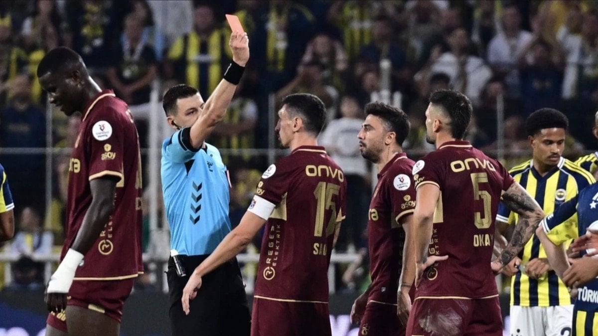 Süper Lig'in ilk devresinde en çok kart gören takımlar belli oldu
