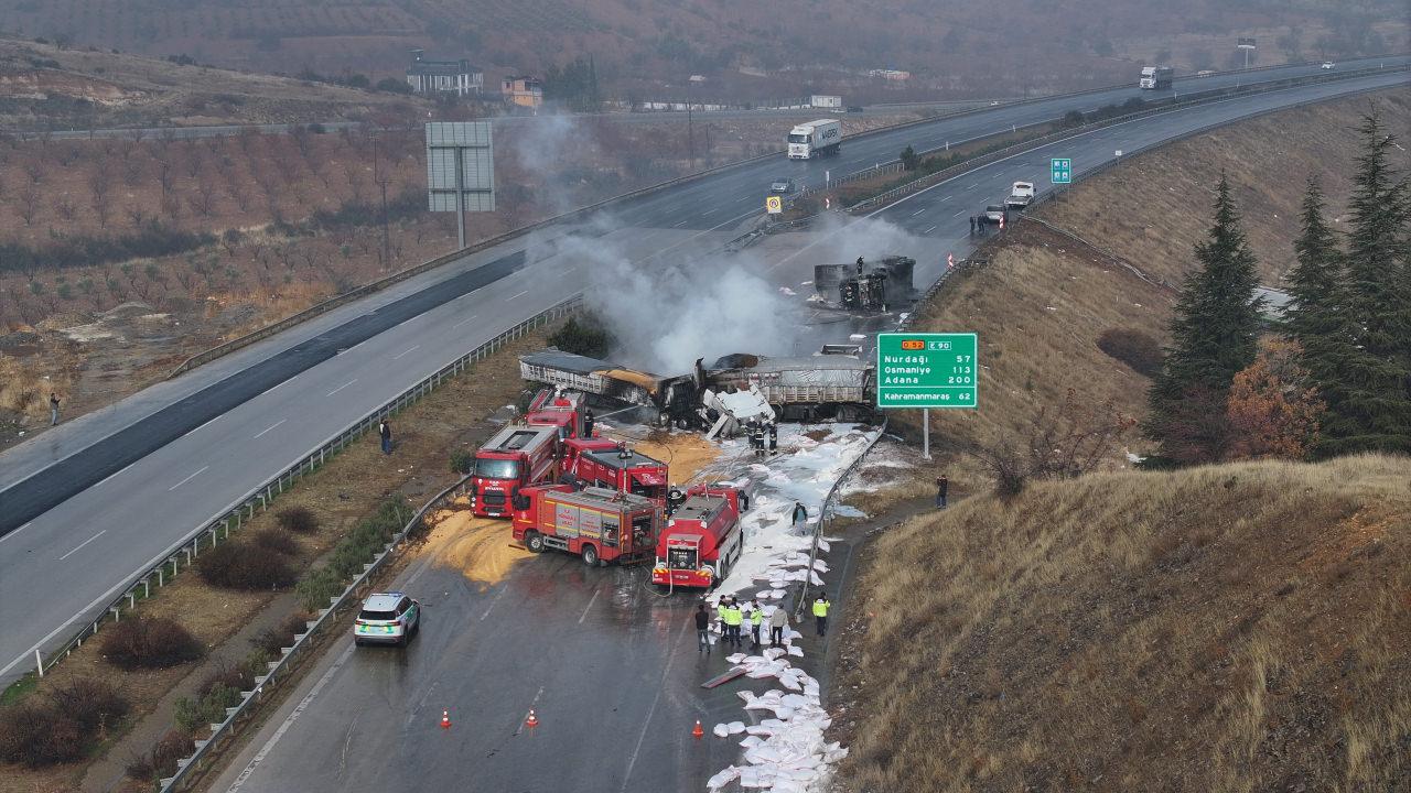 TAG Otoyolu’nda Korkutan Zincirleme Kaza: 3 Tır Yangın Çıkardı!