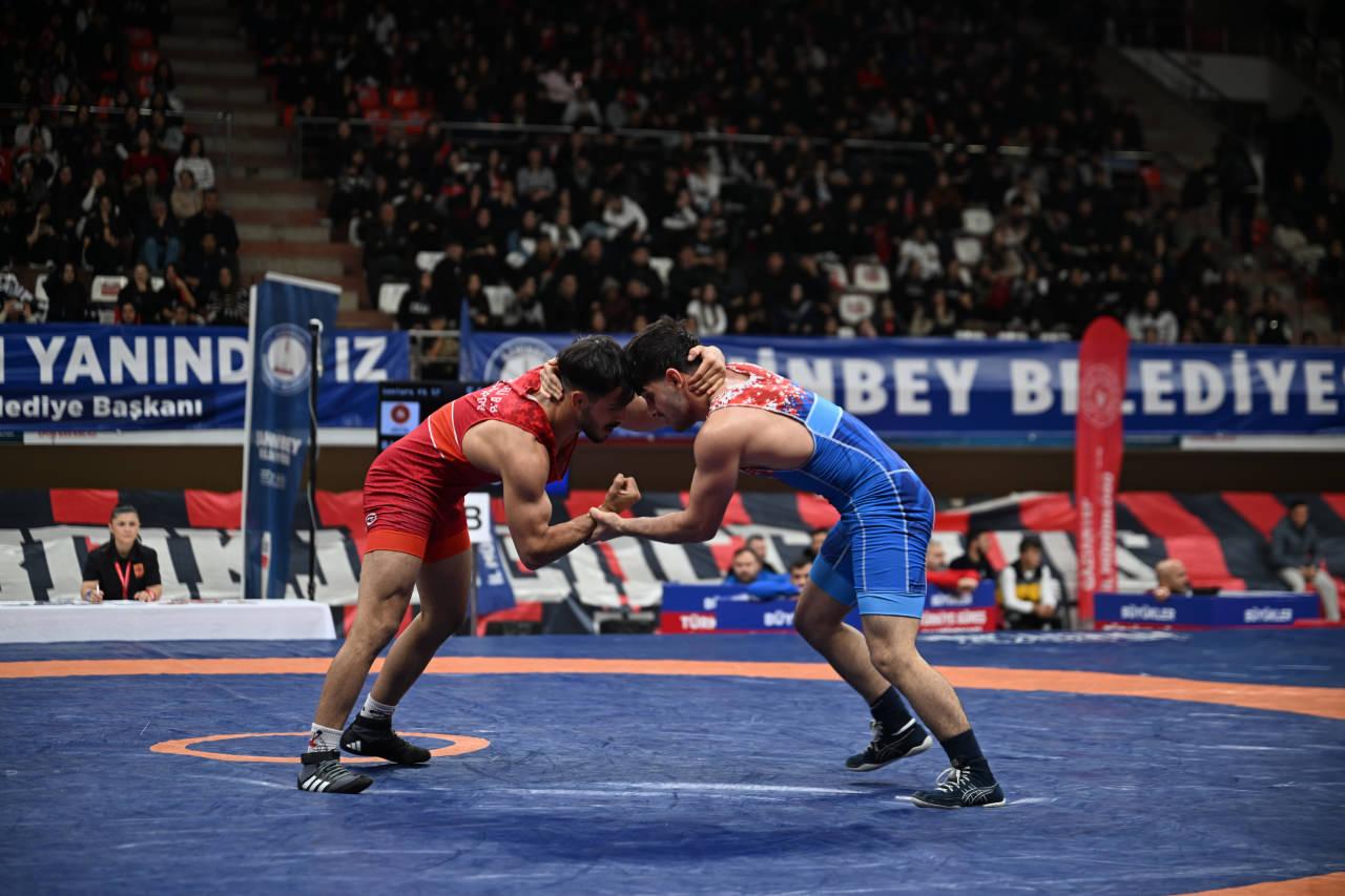 Türkiye Güreş Şampiyonası, Gaziantep'te başladı