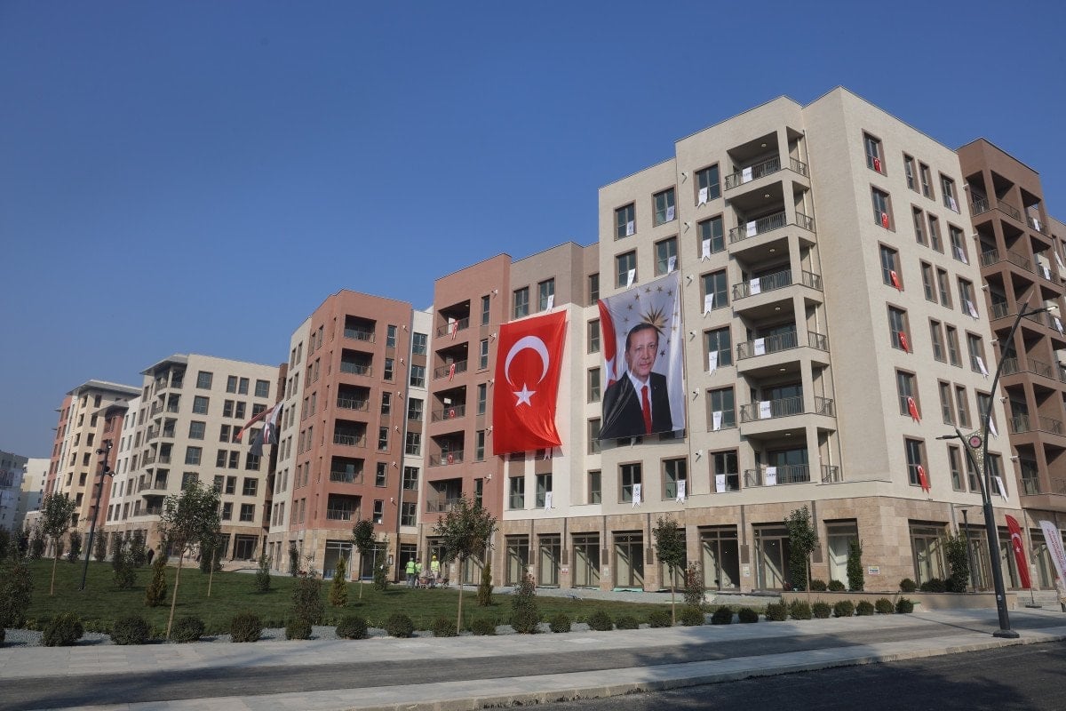 Türkiye'de Asrın İnşaat Seferberliği Tamamlandı: 455 Bin Konut ve İş Yeri Teslim Edildi