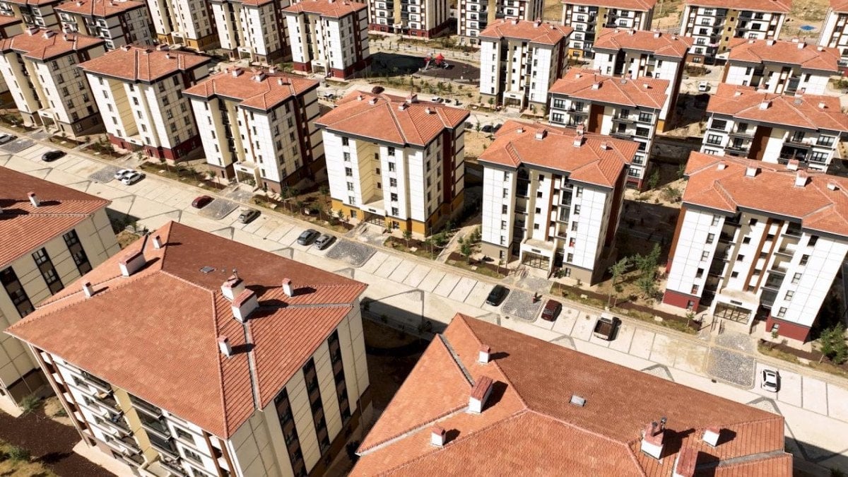 Yüzyılın Konut Projesi: Türkiye Genelinde 500 Bin Sosyal Konutun İlk Kura Çekimi Başladı