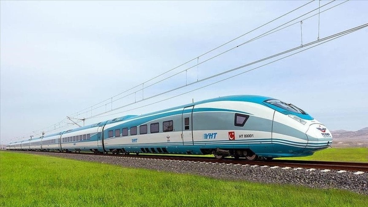 Abdulkadir Uraloğlu: Ulaştırma ve haberleşmeye 2026'da 508 milyar liralık kamu yatırımı