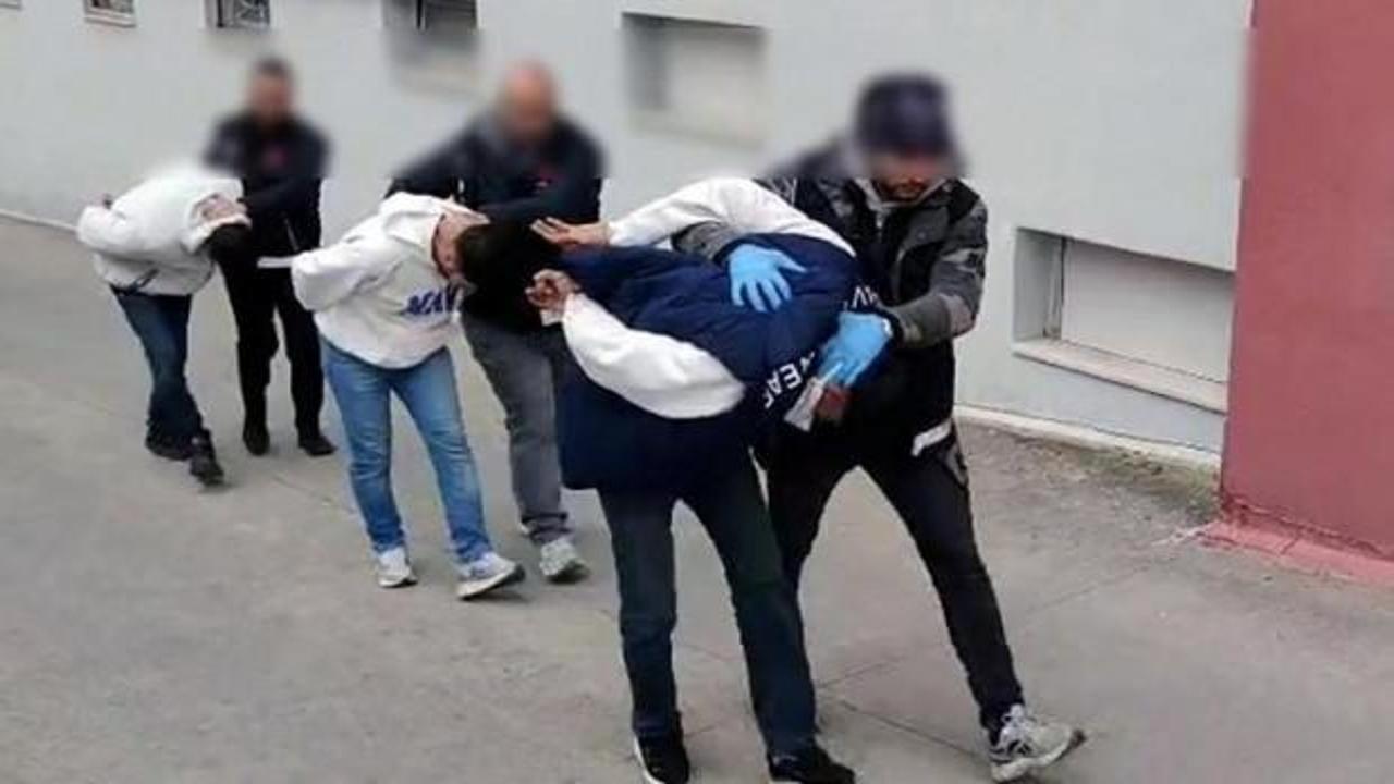 Adana'da Otomobilde 66 Bin 600 Uyuşturucu Hap Ele Geçirildi