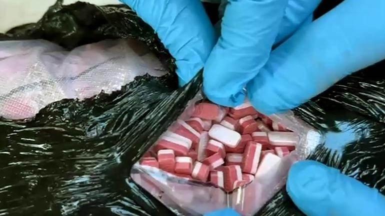 Adana'da Otomobilde 66 Bin 600 Uyuşturucu Hap Ele Geçirildi