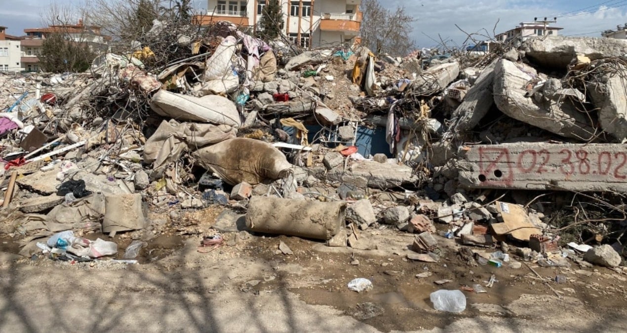 Adıyaman Valisi Osman Varol’un Akabe Sitesi Deprem Soruşturmasında Eski Başkan Yardımcısı Osman Bulut İçin İzin Vermemesi