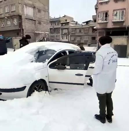 Alacak Kavgası Sonucu Otomobilde Arkadaşını Öldüren Zanlı Tutuklandı