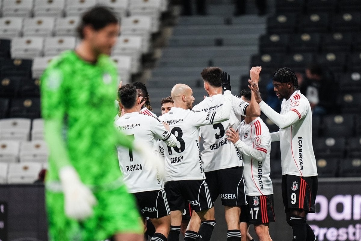 Beşiktaş'ın yenilmezlik serisi 8 maça çıktı