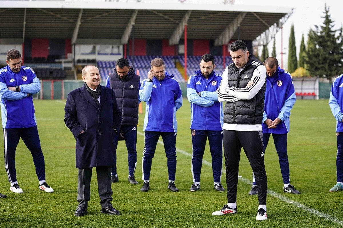 Burak Yılmaz'dan A Milli Futbol Takımı'na övgü
