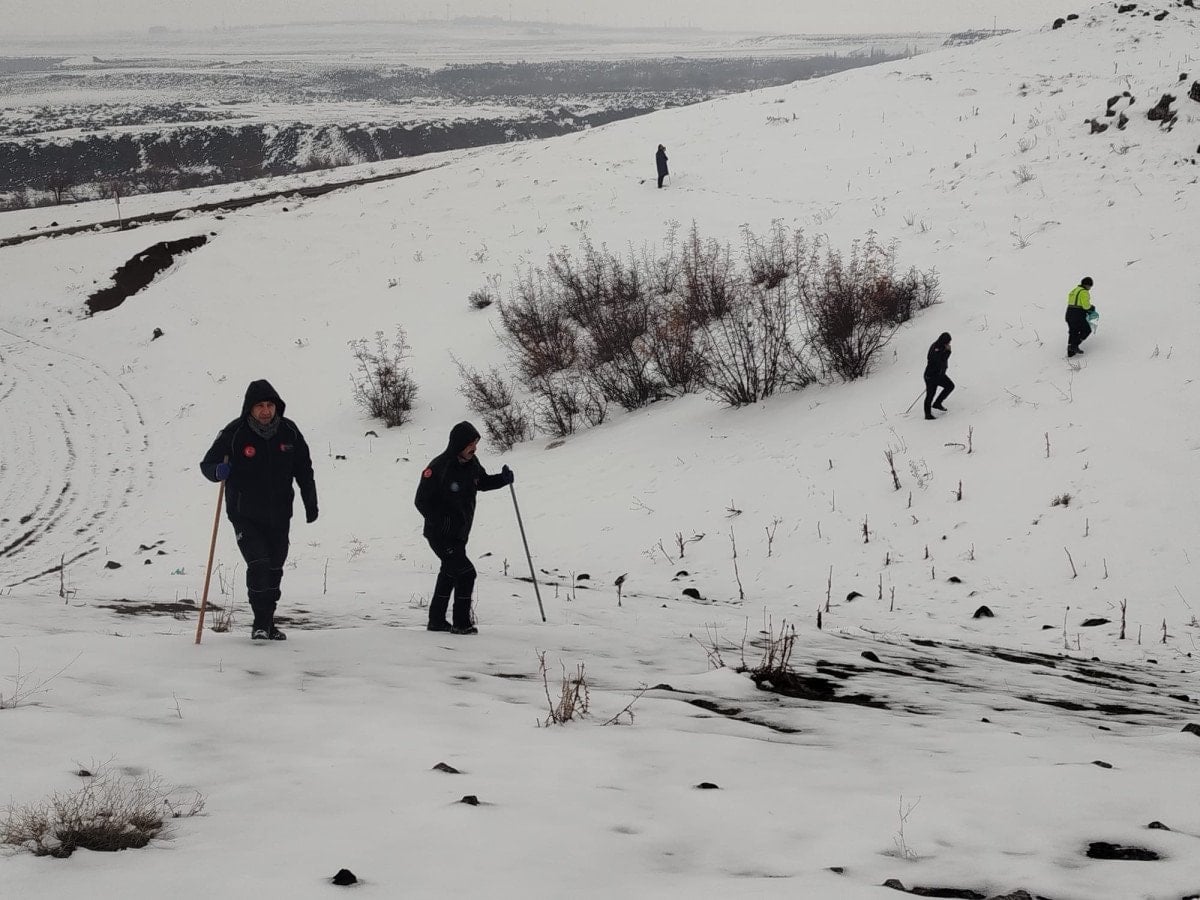 Diyarbakır Çınar’da Kayıp Zihinsel Engelli Kadın Nimet Kılıç İçin 7 Gündür Arama Çalışmaları Sürüyor