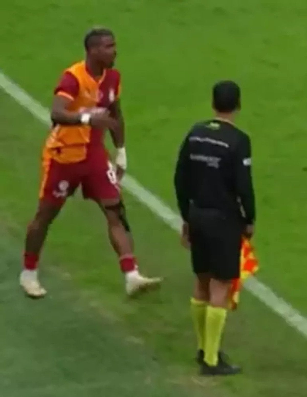 Eski hakemler, Galatasaray-Gaziantep maçının tartışmalı pozisyonlarını değerlendirdi