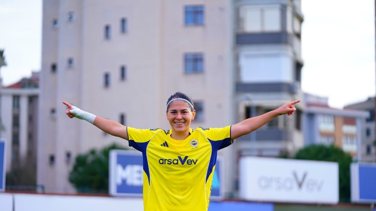 Fenerbahçe Kadın Futbol Takımı'ndan 18 Gollü Galibiyet