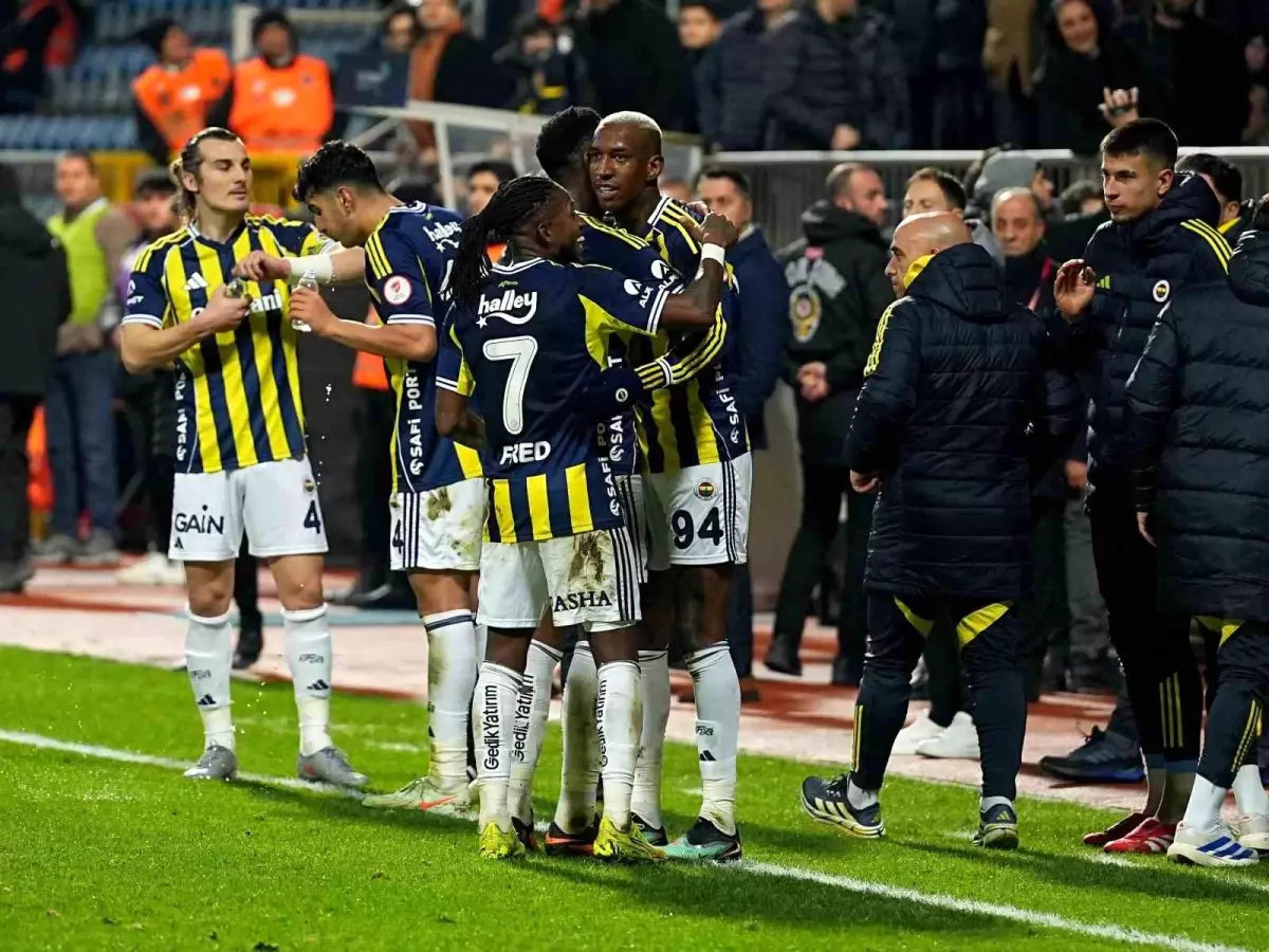 Fenerbahçe, Türkiye Kupası'nda İlk Galibiyetini Aldı