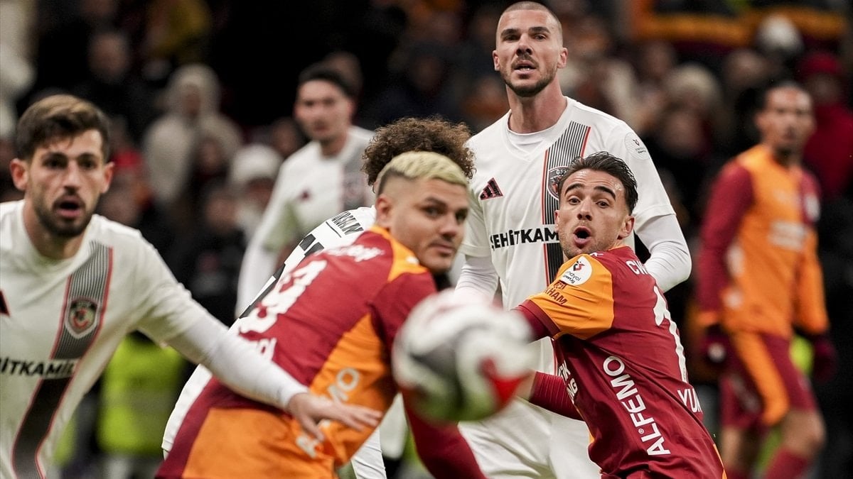 Galatasaray'ın Savunma Problemleri: Son 11 Maçta 9 Kez Gol Yediler