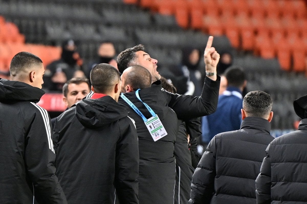 Gaziantep FK, Kocaelispor'u 1-0 Yendi: Burak Yılmaz Olaylı Maça Damga Vurdu