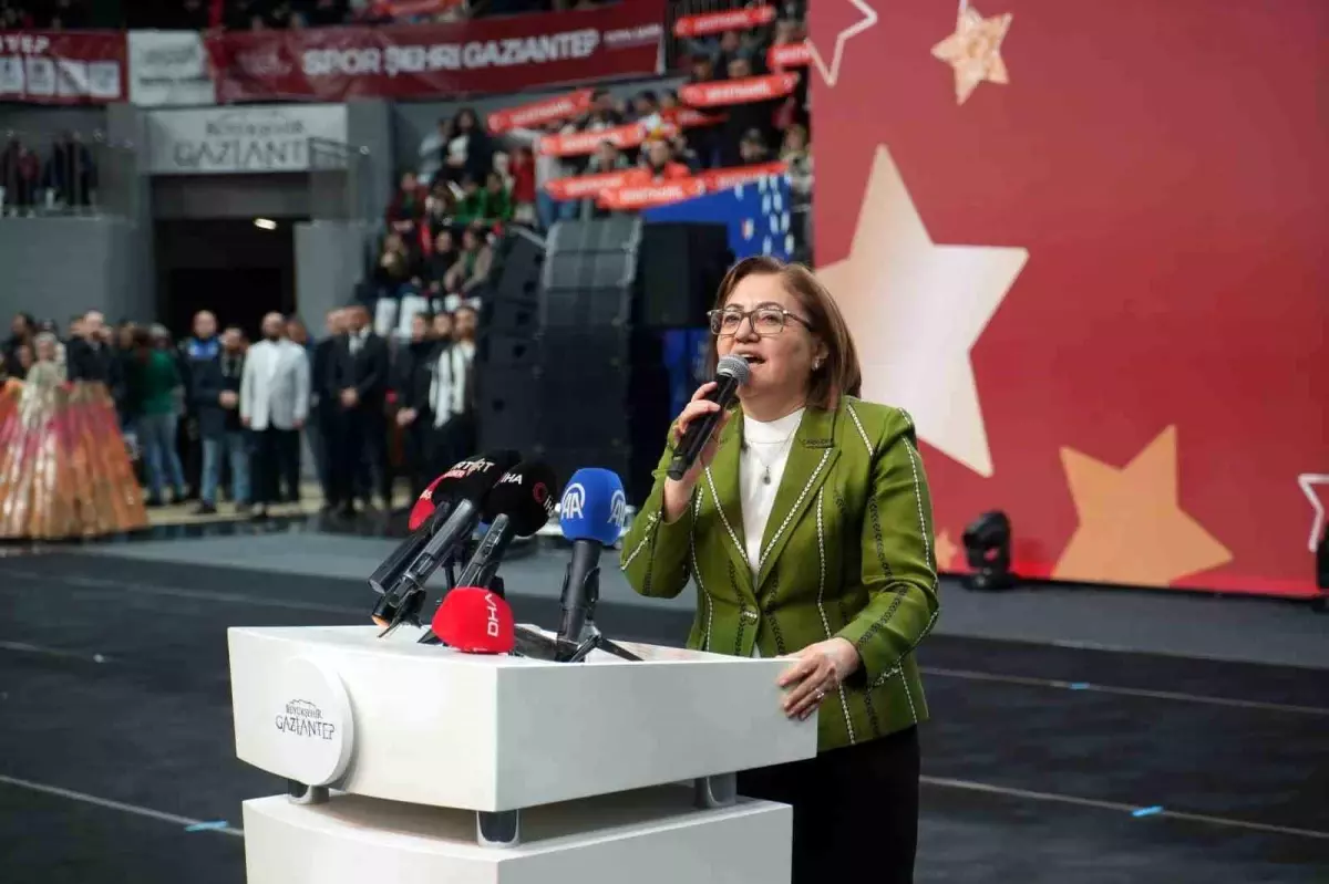 Gaziantep'in Genç Yıldızları Ödül Töreni ile Taçlandı