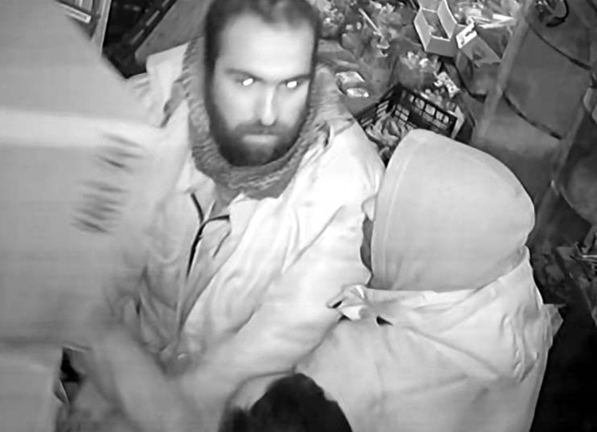 Gaziantep'te Akli Dengesi Bozuk Şüpheli Küçük Kızı Bıçaklayarak Yaraladı