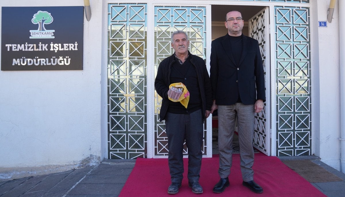 Gaziantep'te Esnafın 110 Bin TL'lik Para Poşetini Yanlışlıkla Çöpe Atma Olayı