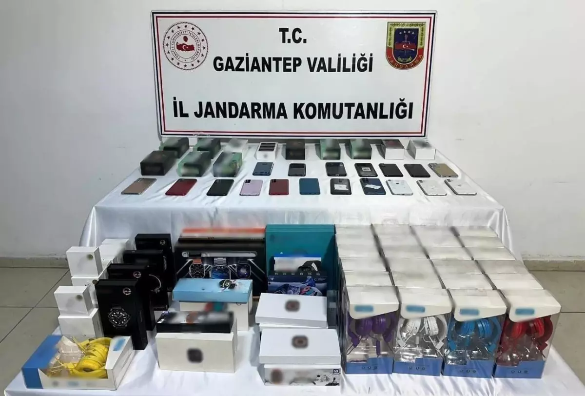Gaziantep'te Kaçak Elektronik Eşya Operasyonu