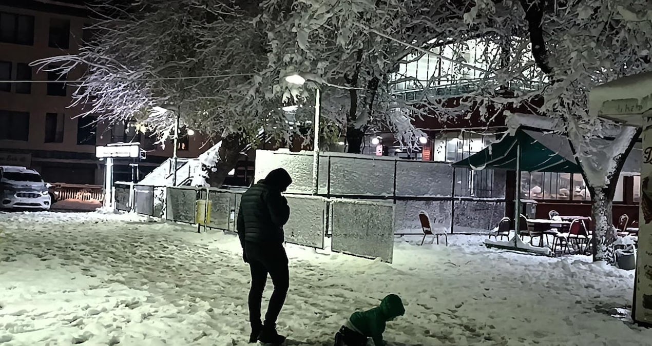 Gaziantep’te karla yeni yıla girilirken silah sesleri endişe yarattı