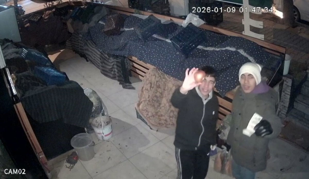 Gaziantep'te gençlerden vicdanlı davranış: Soğan aldılar, parasını kameraya gösterip bıraktılar