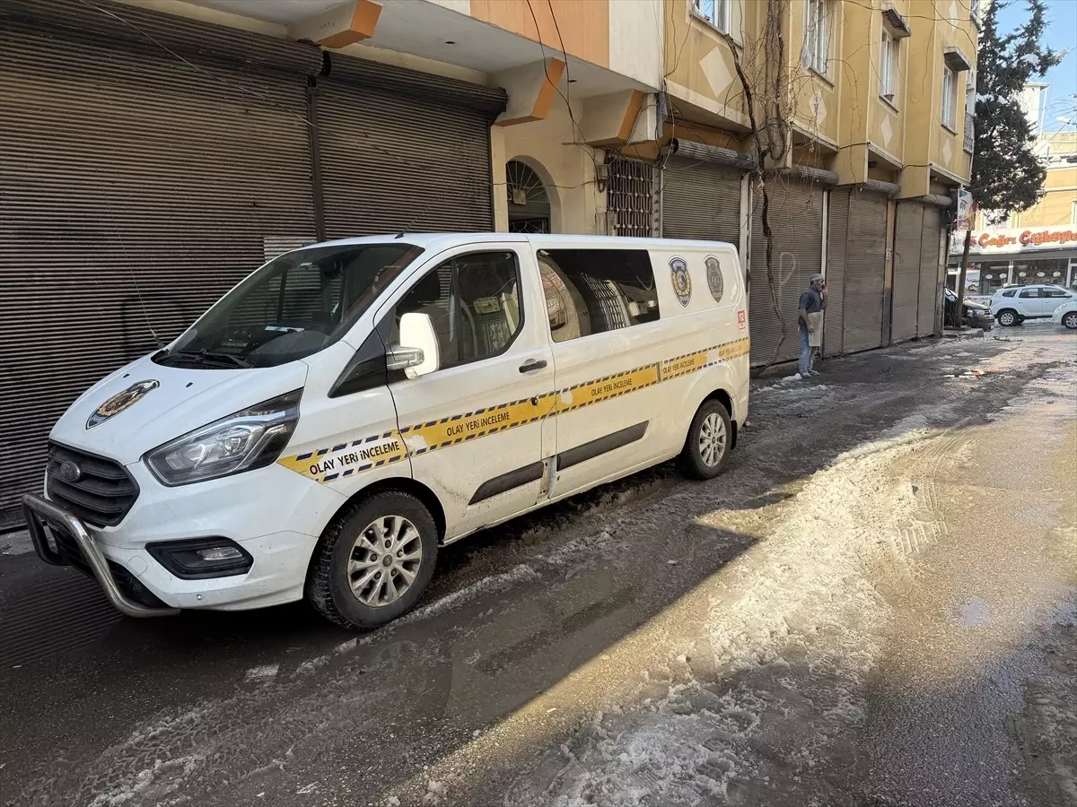 Gaziantep'te Tartışma Kanlı Bitti: Arkadaşını Bıçaklayarak Öldüren Zanlı Yakalandı