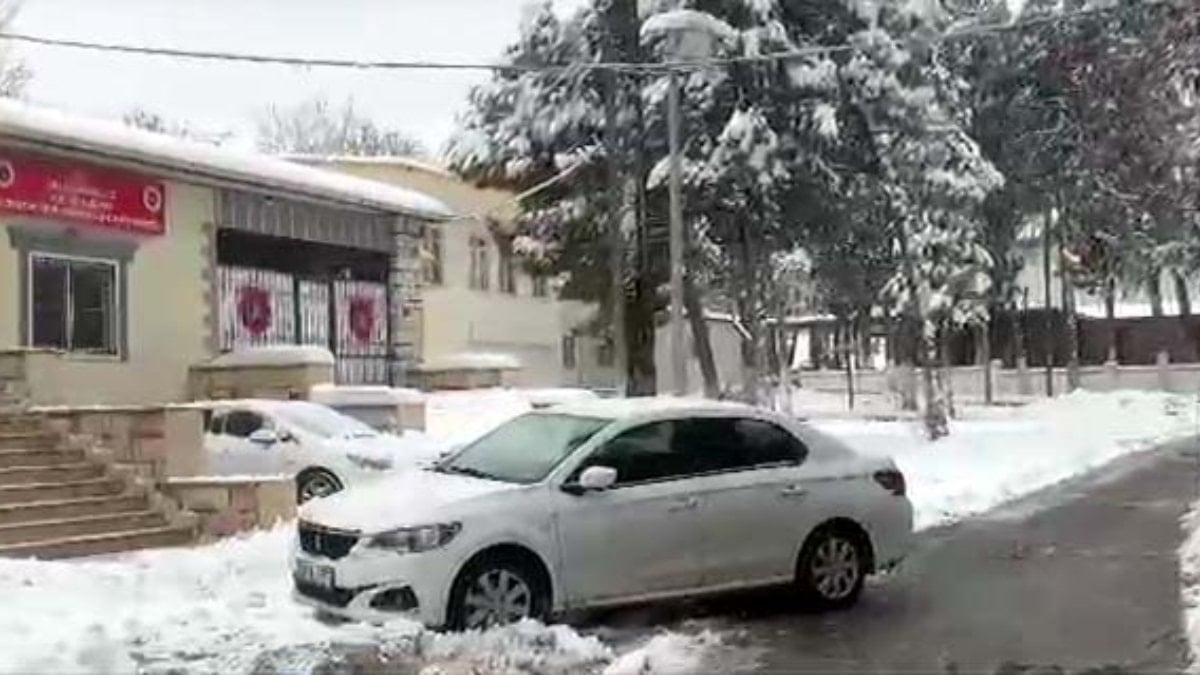 Gaziantep'te Yakıtları Biten Otomobillerini İterken ATV ile Çarpışma: 1 Kişi Hayatını Kaybetti