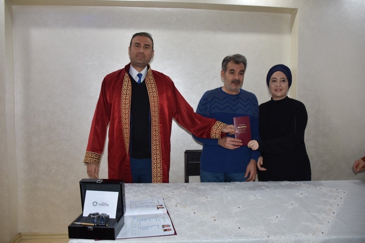 Gaziantep'te Yoğun Kar Yağışı Halinde Evde Nikah Kıyma Hizmeti