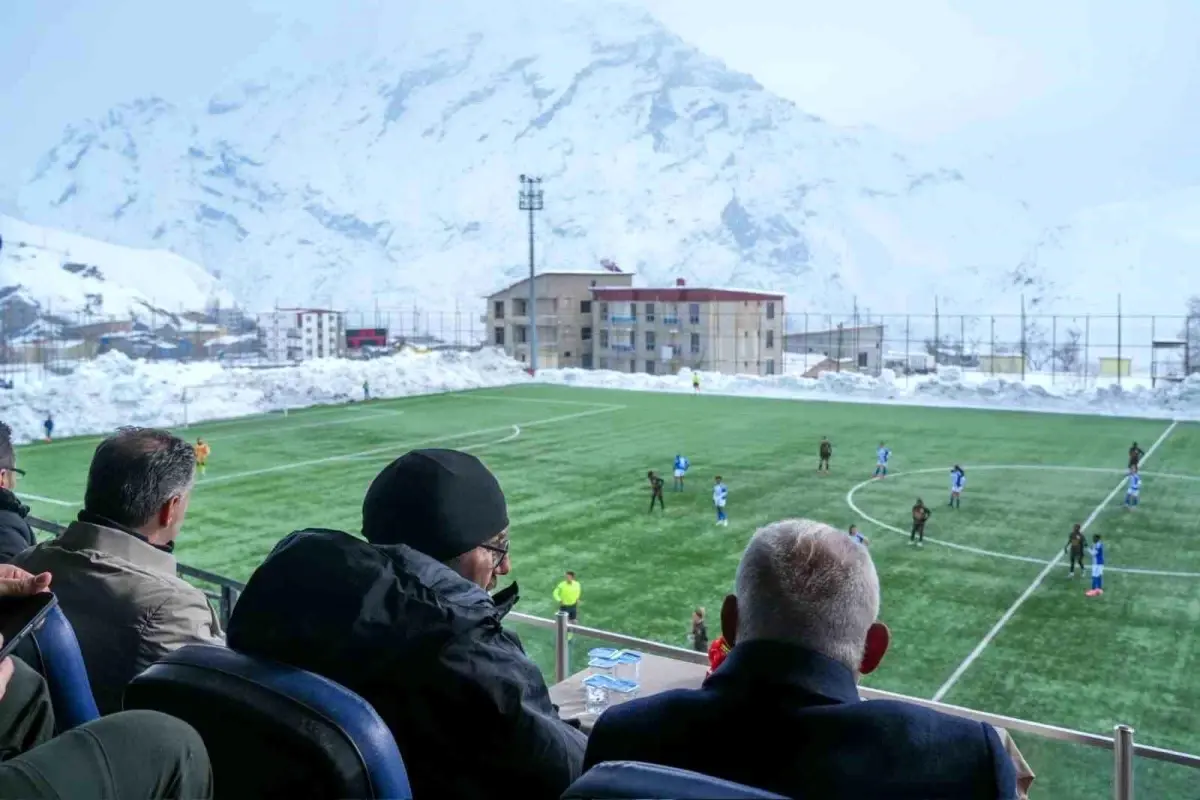 Hakkarigücü Spor, ALG Spor'u 5-0 Yendi