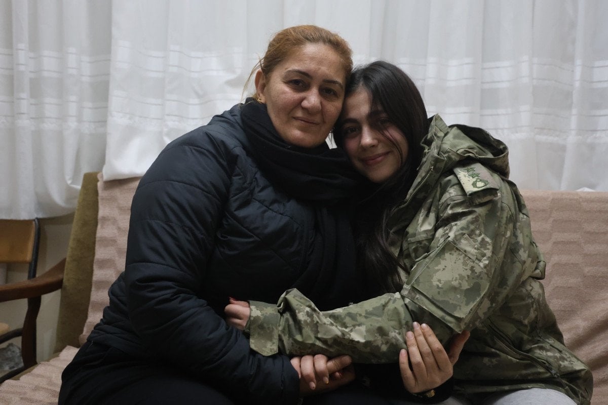 Hataylı Depremzedenin Üç Yıldır Özenle Sakladığı Anlamlı Mont