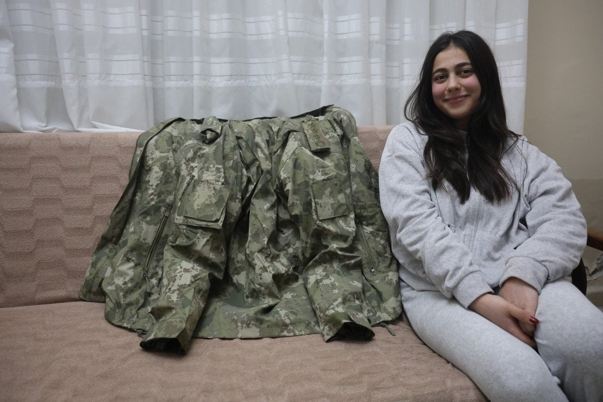 Hataylı Depremzedenin Üç Yıldır Özenle Sakladığı Anlamlı Mont