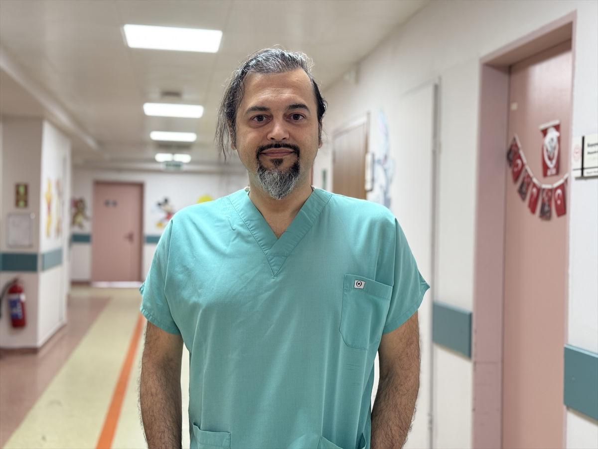 Kalbi Duran 11 Yaşındaki Azat, Zorlu Ameliyatla Hayata Döndü