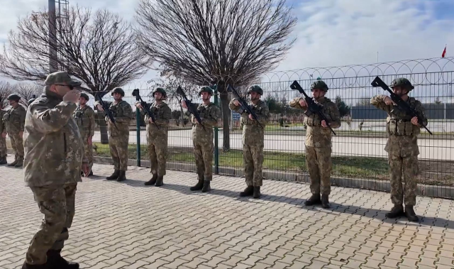 Kara Kuvvetleri Komutanı Metin Tokel'den Suriye Sınırında Kritik İnceleme