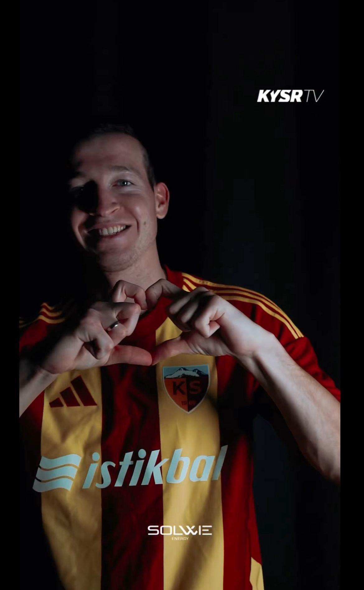 Kayserispor sağ kanada Rusya'dan takviye yaptı