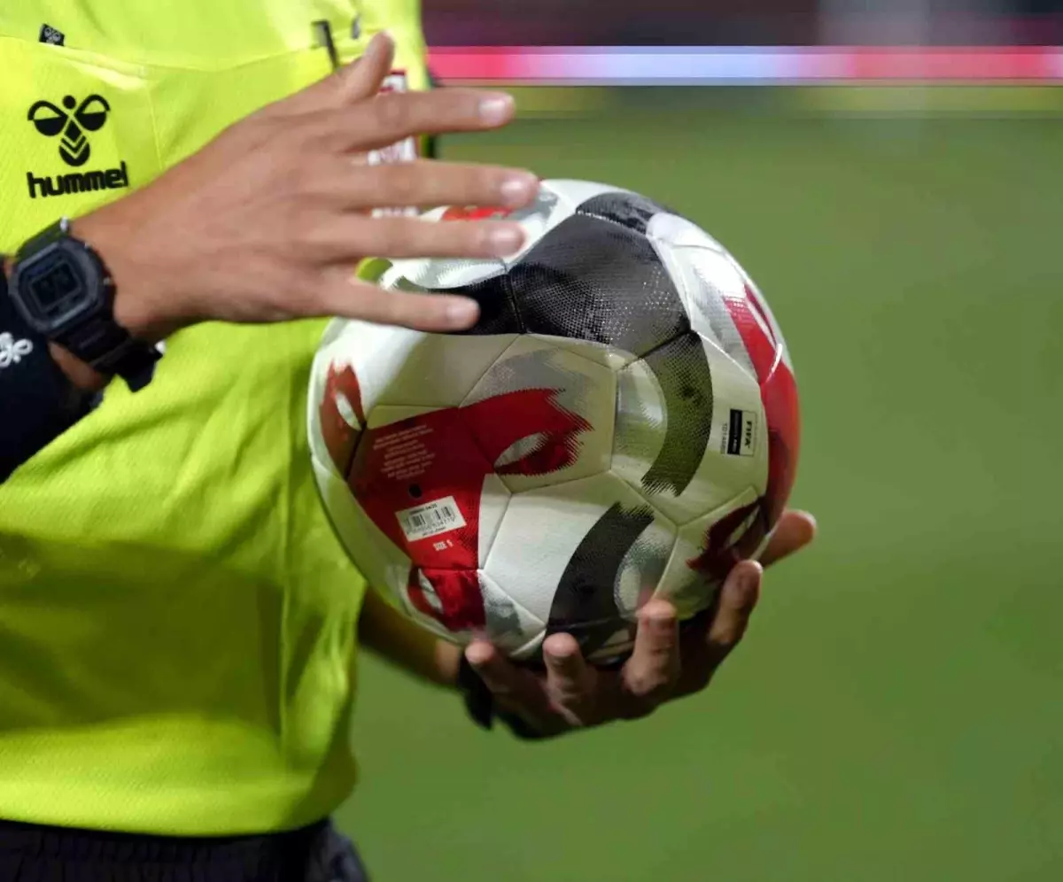 Trendyol Süper Lig 18. Hafta Hakemleri ve Maç Programı