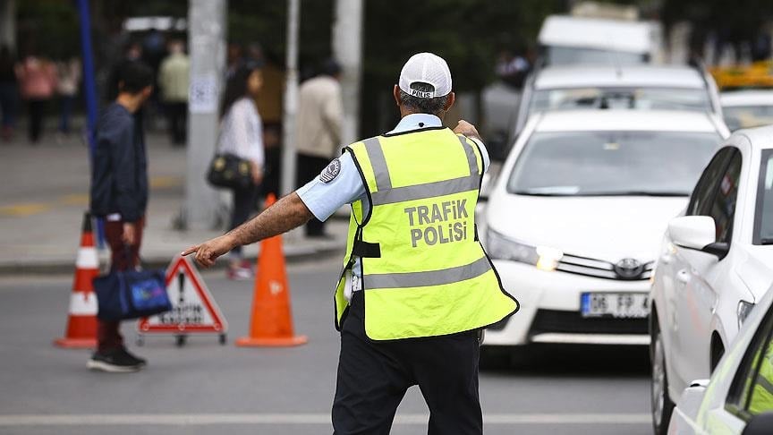 Türkiye'de Yeni Trafik Kanunu: Ehliyet İptalleri ve Radar Cezalarıyla Yenilikler